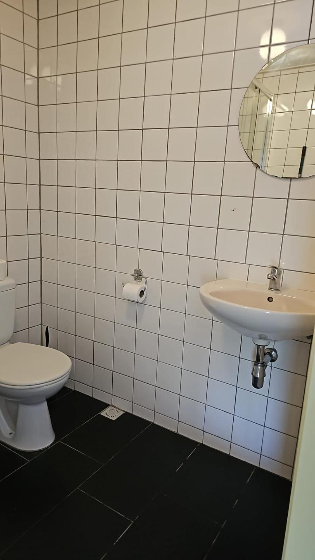 Benb Pieterburen Broek Esterno foto