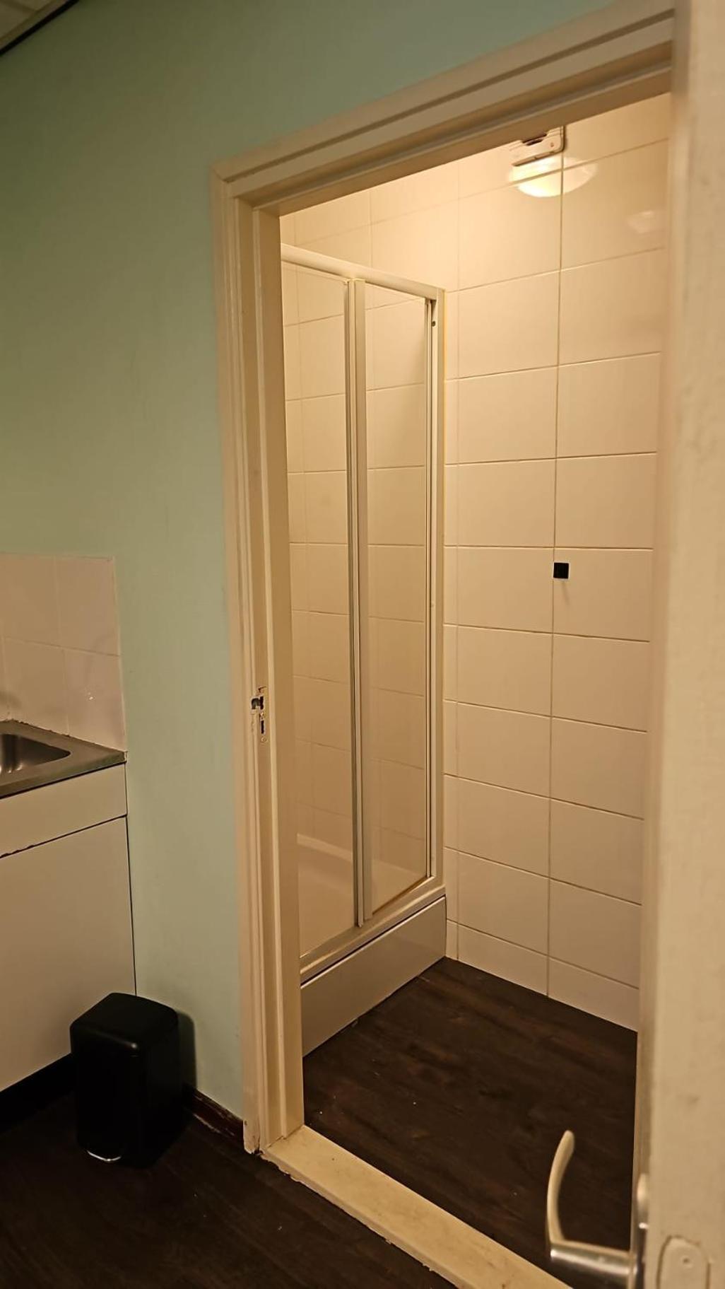 Benb Pieterburen Broek Esterno foto